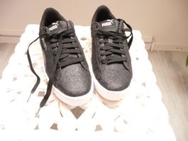 Puma Sneaker, schwarz Glitzer, neuwertig, Grösse 37.5