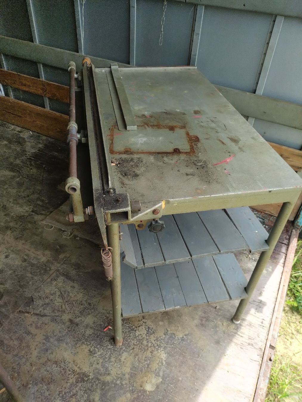 Toutes les machines: schere – D'occasion à Berlingen par Hampison