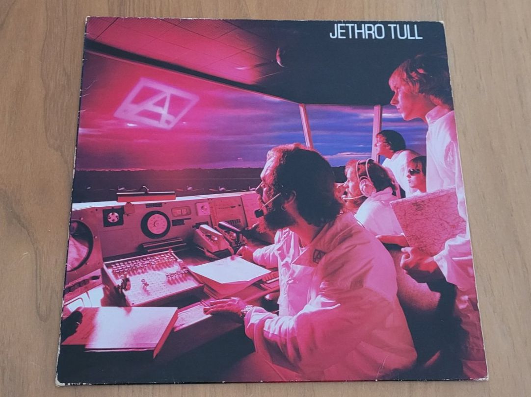Dischi in vinile: LP  Jethro Tull – Usato da Martigny venduto da MZ-67