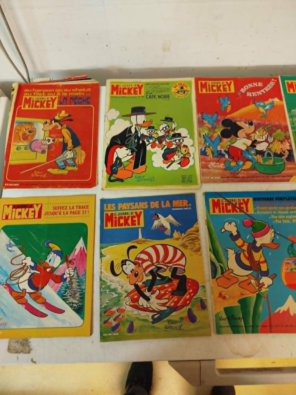 Riviste & Magazine: 30  magazines Journal de Mickey – Usato da La Chaux-de-Fonds venduto da Emmaus2300CDF 1