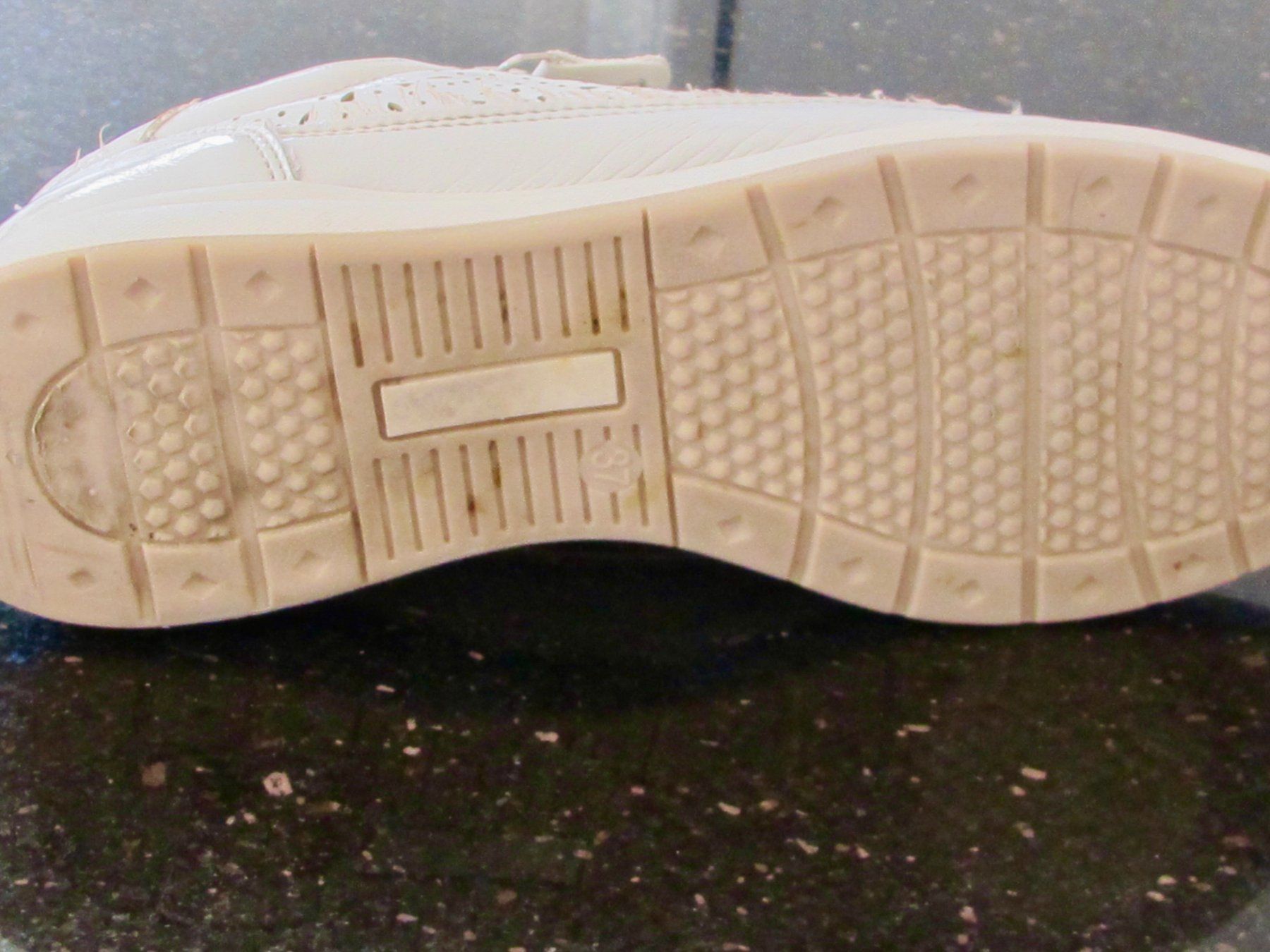 Damenschuhe: SNEAKER PESARO 37  N ' 24 – Gebraucht aus Murten von Selliot 5