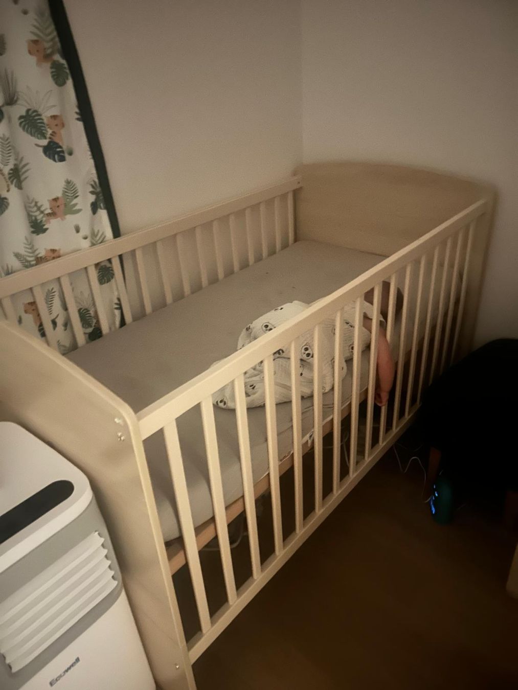 Fasciatoi & Accessori: Lit bébé et commode à langer – Usato da Crissier venduto da nkummer1 1