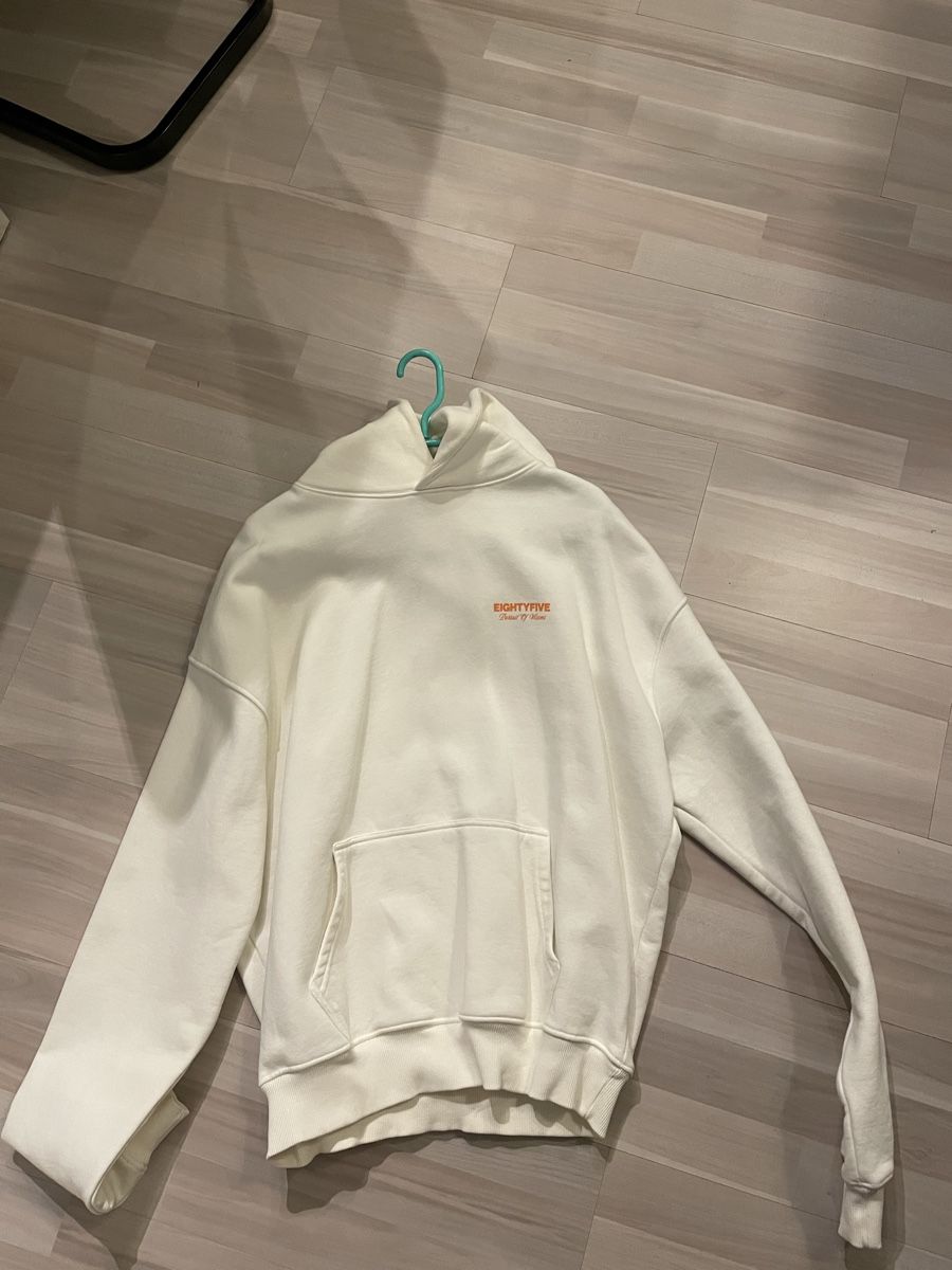Maglioni & Felpe: Weisser Eightyfive Hoodie, Grösse M, Top Zustand! – Nuovo e nell'imballaggio originale da Seewis Dorf venduto da san_zn7q