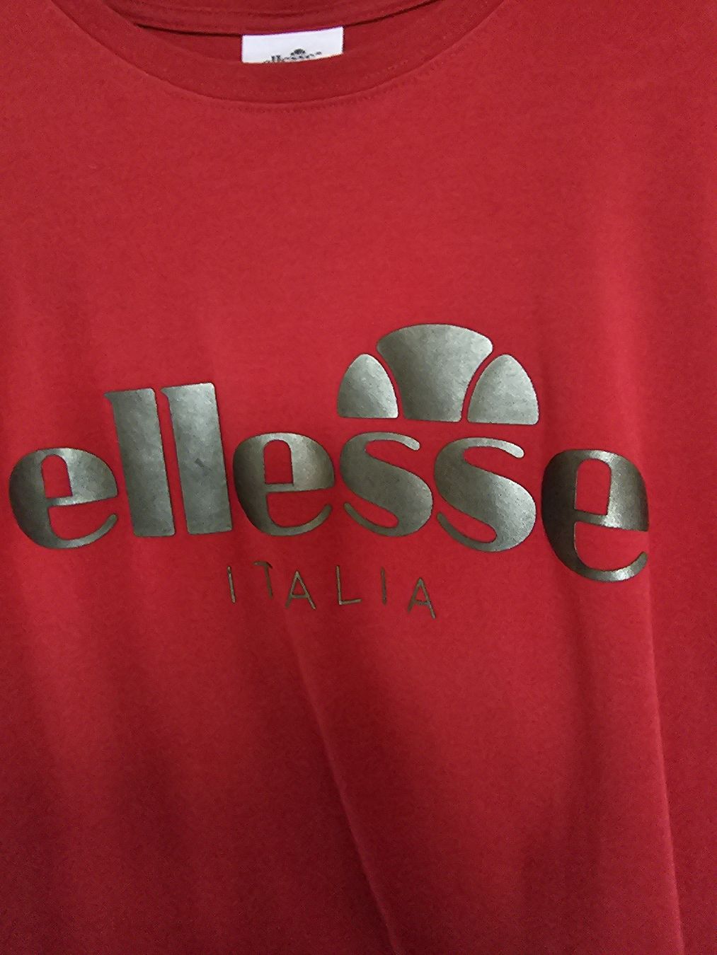 Ellesse T-shirt: T-shirt sport Ellesse – Nuovo (secondo la descrizione) da Monthey venduto da gae_22w9 1