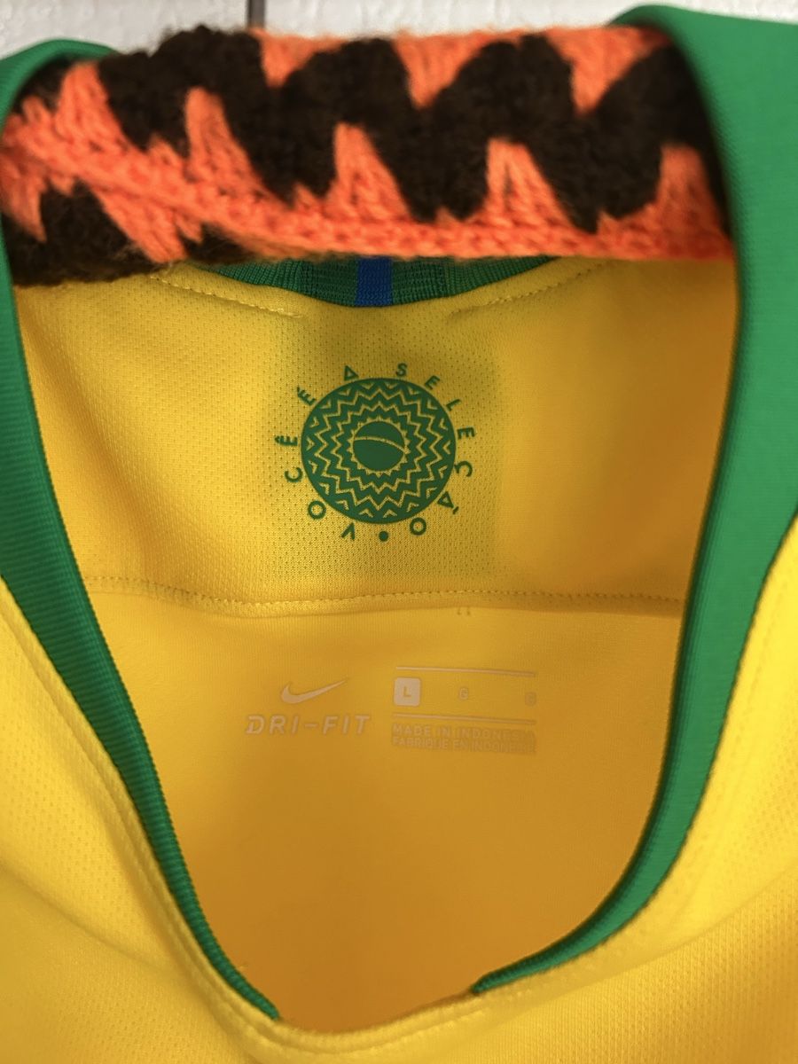 Nike Maillots de corps & Pantalons: Maillot Brésil 2018 – D'occasion à Courgenay par mar_w26c 1