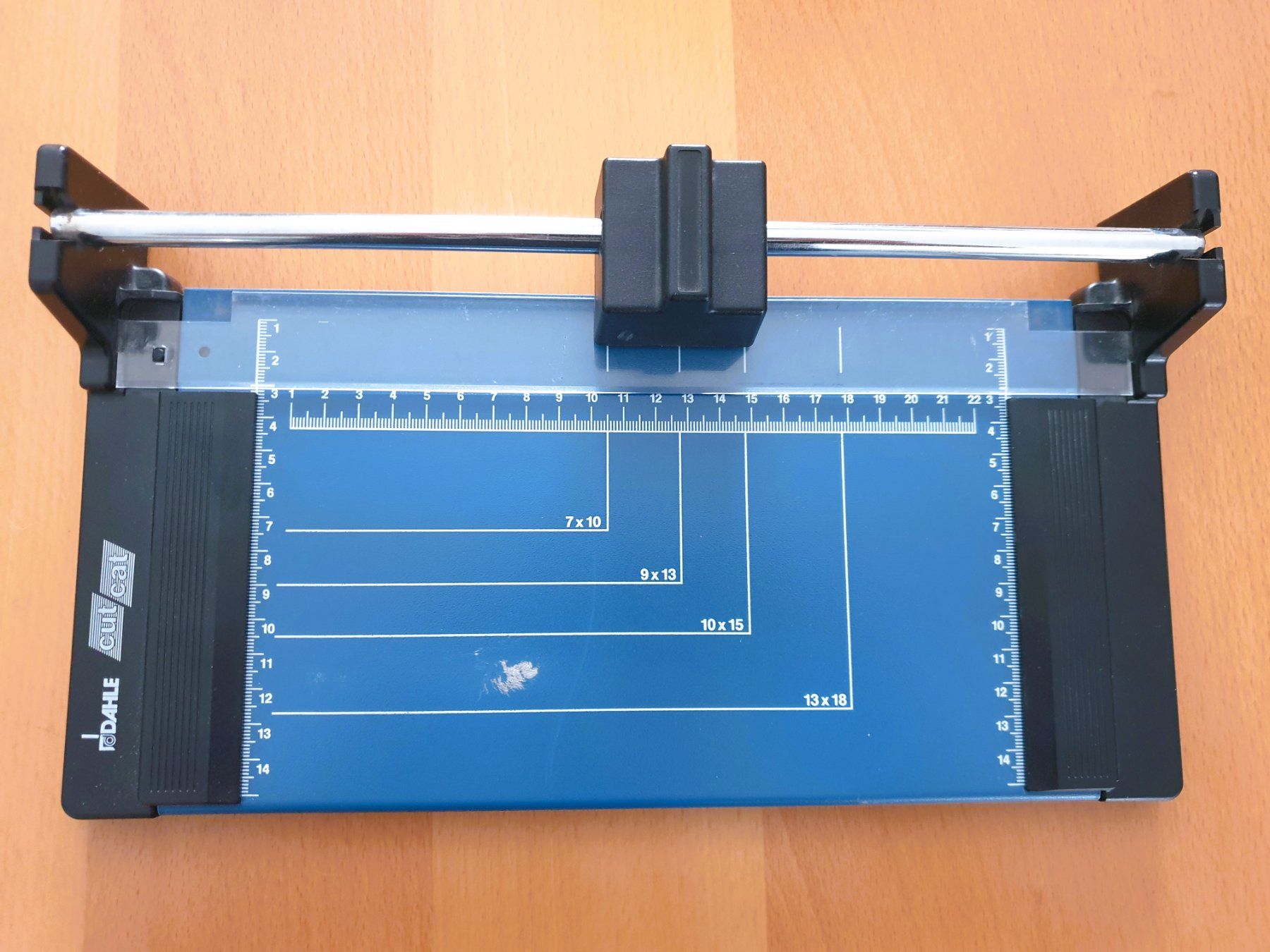 Alle Werkzeuge: PAPIERSCHNEIDE MASCHINE - DAHLE – Gebraucht aus Brüttisellen von Nighttrain