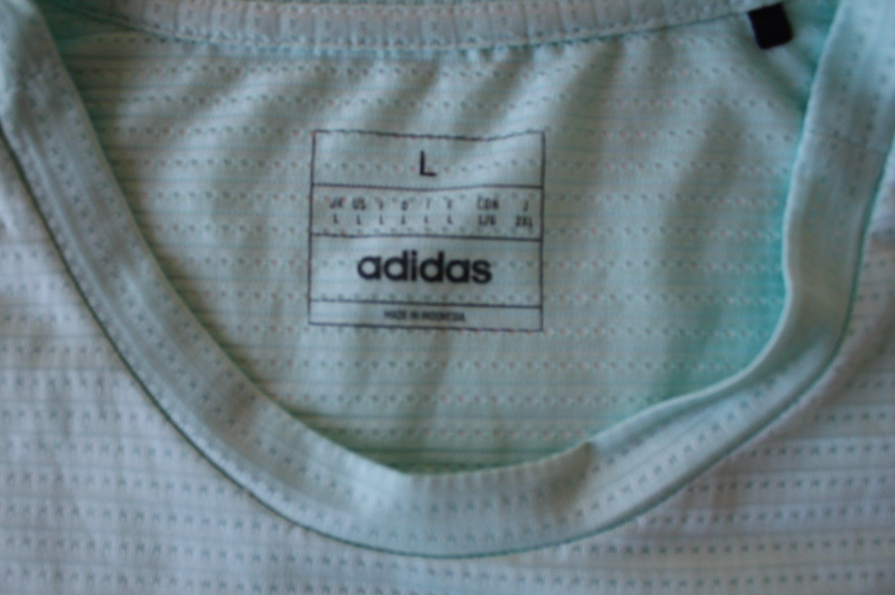 Adidas T-shirts: T-shirt Adidas  t. L – D'occasion à Peseux par Gilloss 3
