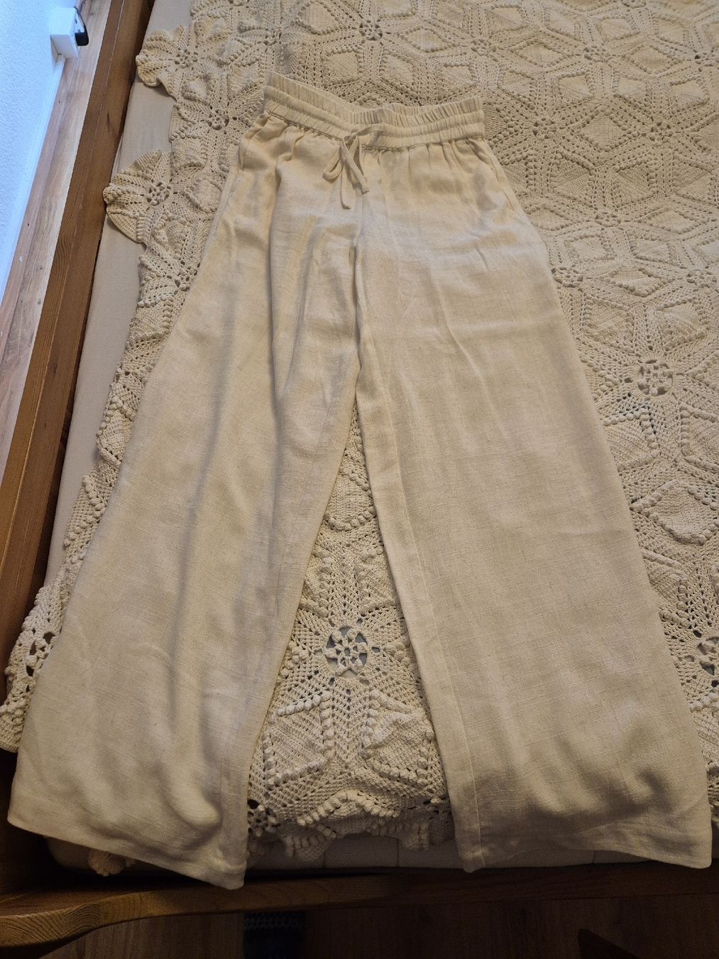 Selected Pantaloni: Selected Femme Sommerhose – Usato da Engelberg venduto da pikkumyy01