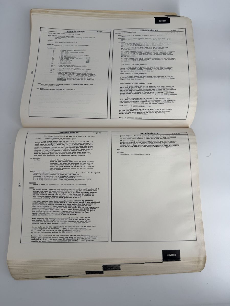 Libri: Amiga ROM Kernel Reference Manual - Rare en français! – Usato da Vessy venduto da _Callidus_ 7