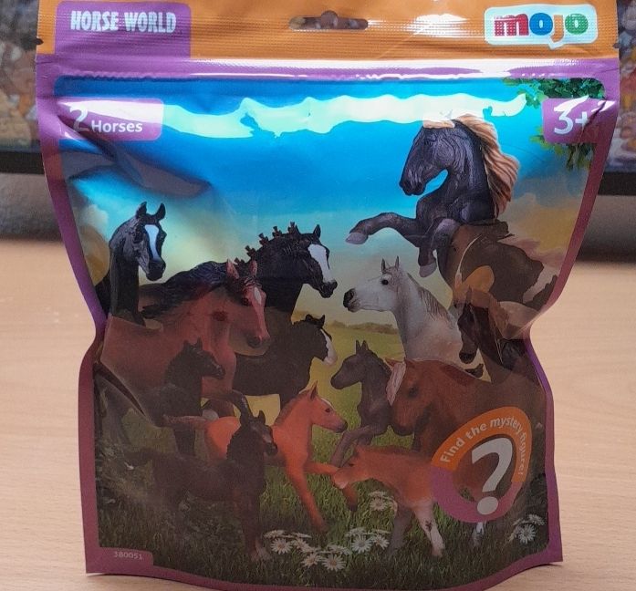 MOJO Irish Cob Jährling Pferdefigur – Detailreiche Spielfigur Zum Sammeln & Spielen