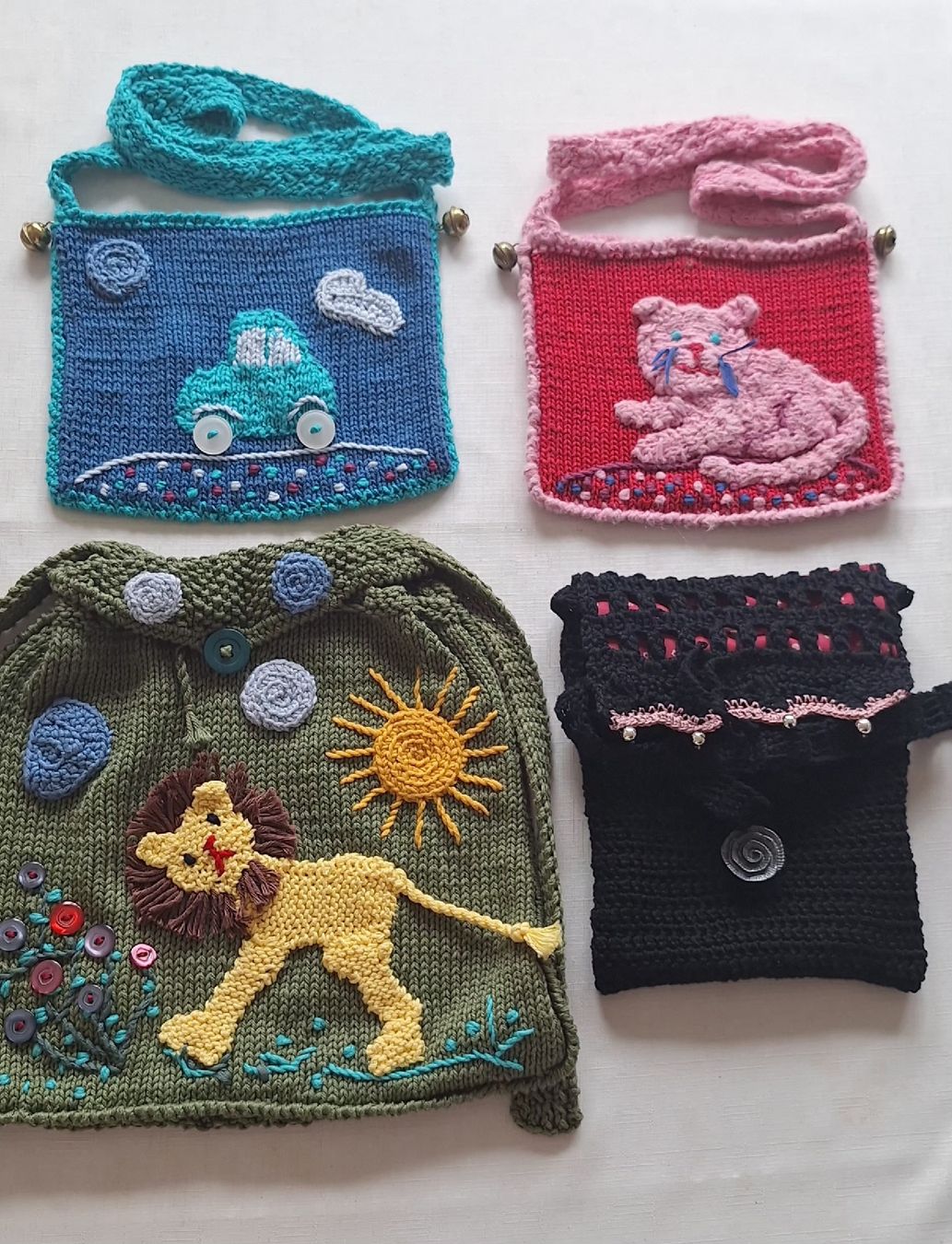 Borse & Zaini: Handgestrickte Kindertaschen, Rucksäckli.n – Nuovo (secondo la descrizione) da Mönchaltorf venduto da Joka013 1