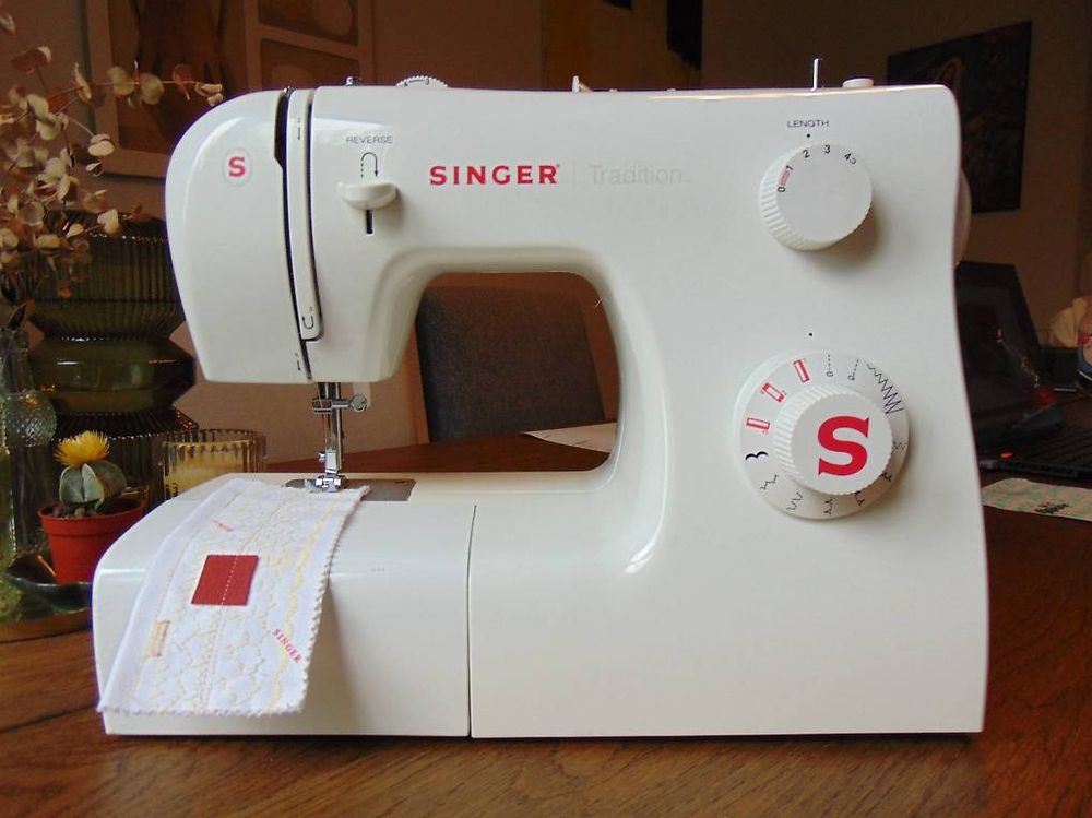 Nähmaschine Singer Tradition 2250, ab Service. (Gebraucht) in Olten für ...