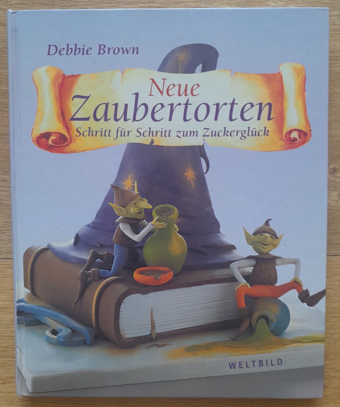 Libri: Buch Neue Zaubertorten Debbie Brown – Usato da Ostermundigen venduto da Mar_67yy
