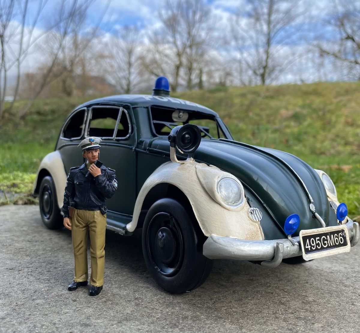Volkswagen Modellini d'auto: VW Käfer Polizeileitung aus Blech – Nuovo (secondo la descrizione) da Langendorf venduto da Blechfahrzeuge