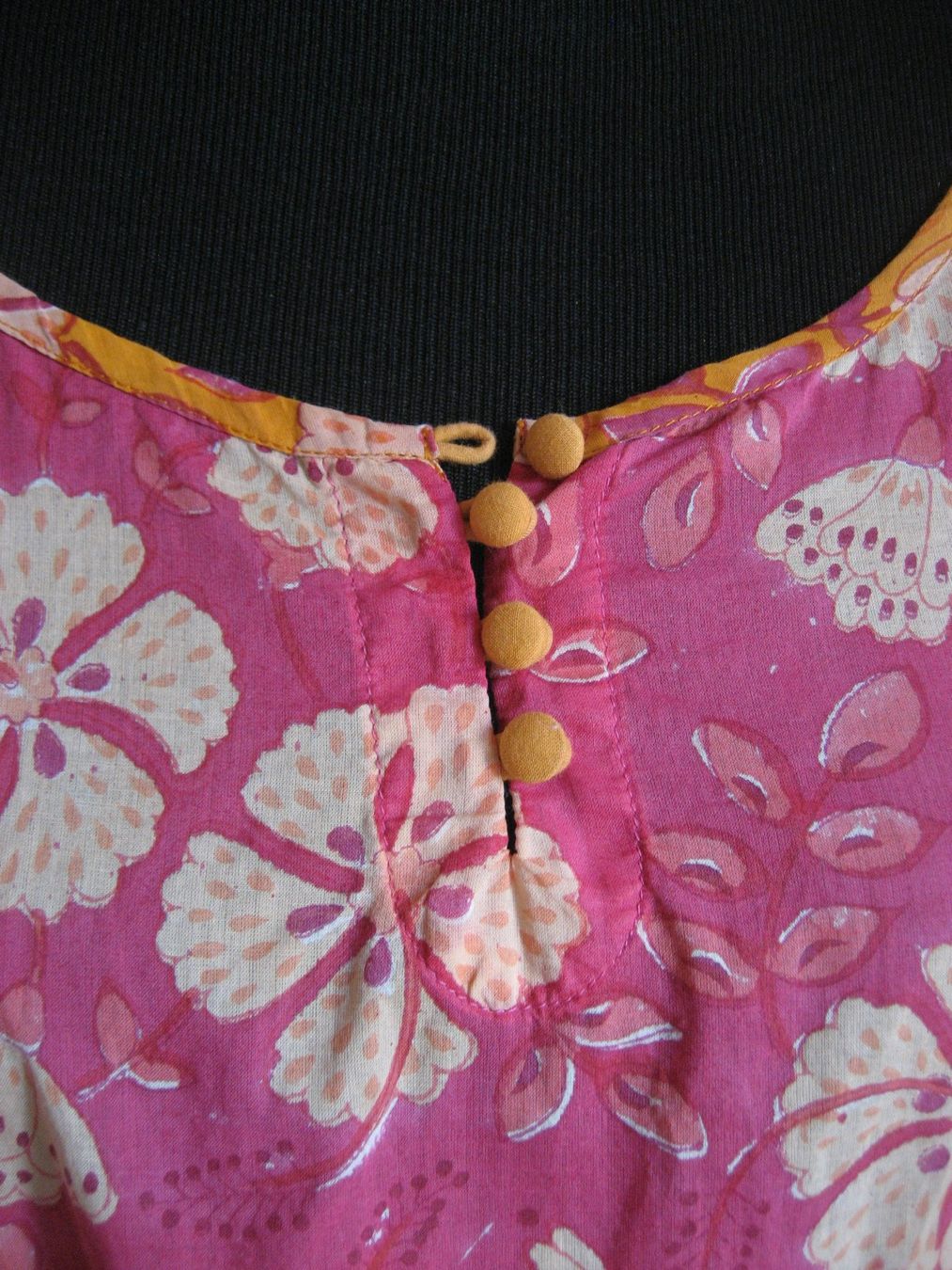 Gudrun Sjöden Vestiti: Robe Gudrun Sjöden taille XXL – Usato da Delémont venduto da marryb 1
