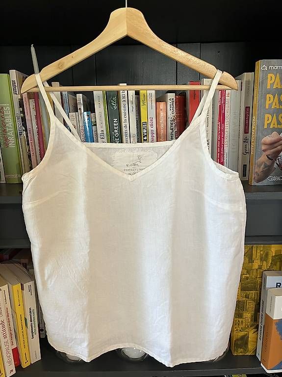 Top: Top blanc 100% lin taille L – Usato da Fully venduto da debo87