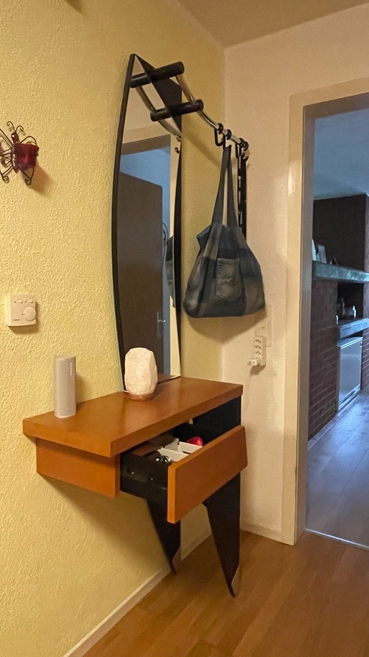 Guardaroba: Garderobe – Usato da Udligenswil venduto da Quarz2002 4