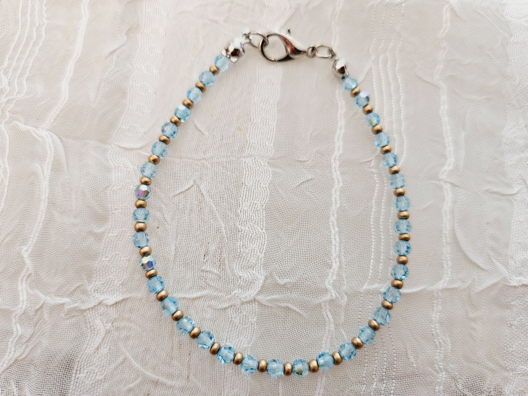 Bracciali & Braccialetti: Armkette aus swarovski perlen – Nuovo (secondo la descrizione) da Dietikon venduto da Eleda