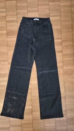 Laulia Jeans schwarz mit Strasssteinen Grösse 34