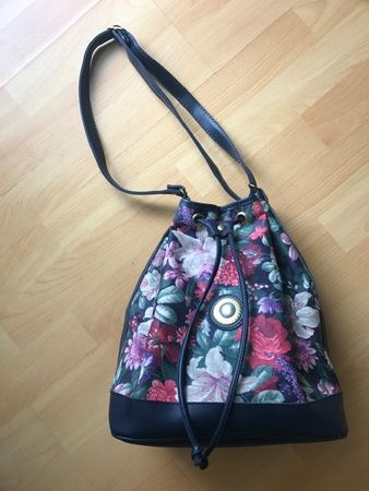 Tolle Vintage Tasche, Blumenmuster, ideal für den Sommer
