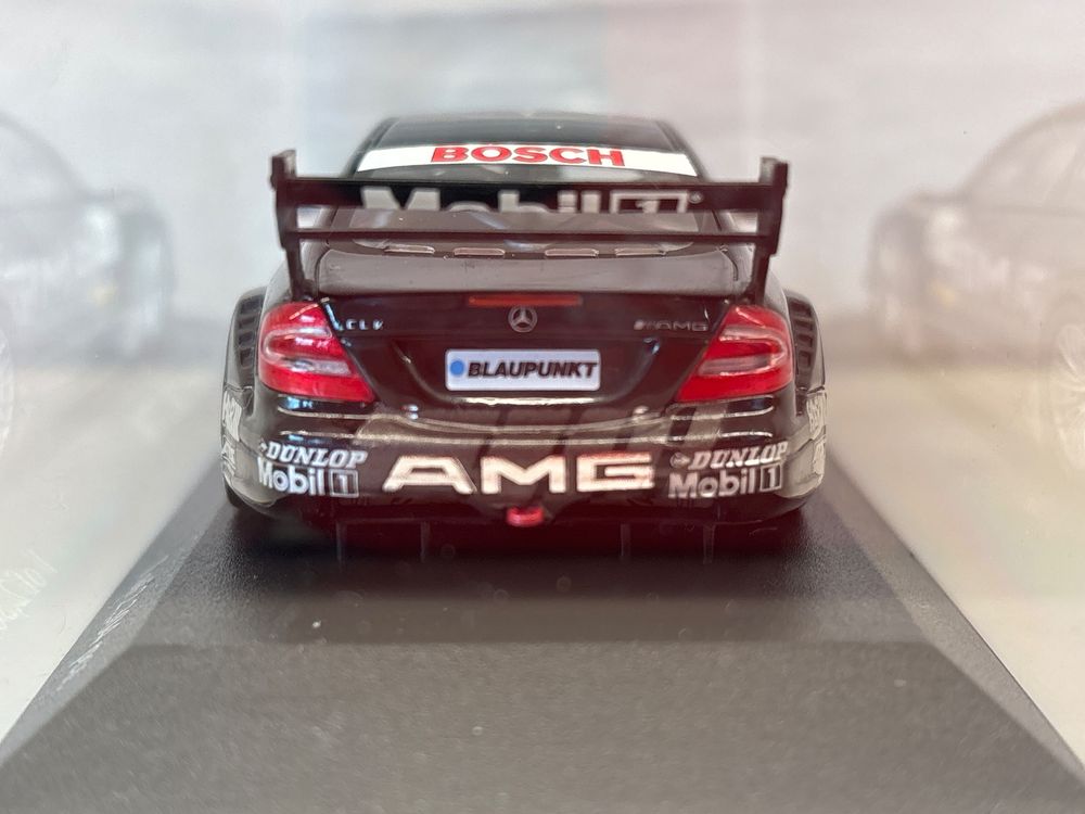 Miniatura Carro Mercedes Benz CLK Coupé - #3 M. Hakkinen - DTM 2001 Test Car 1 43 Minichamps 400013193 A