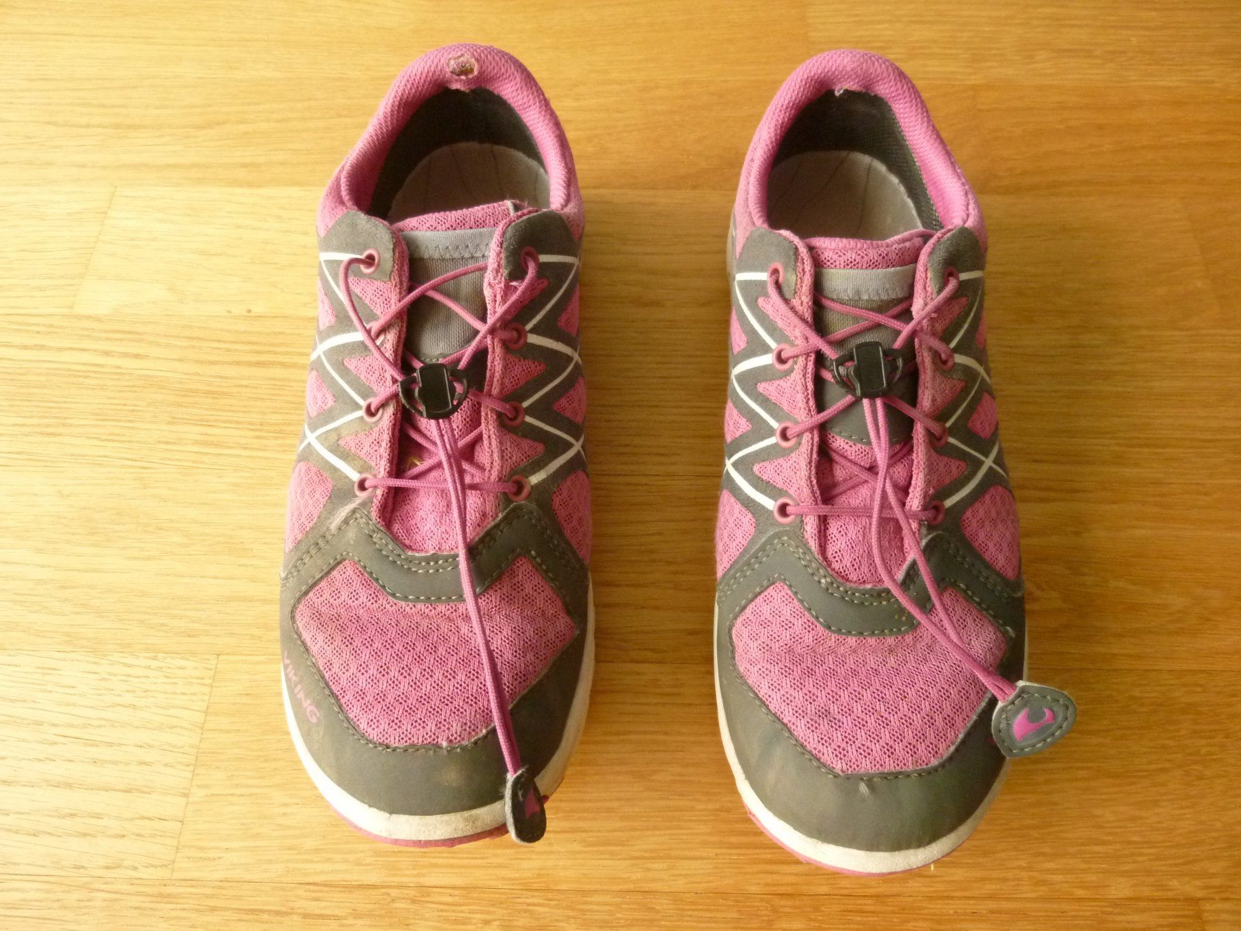 Viking Scarpe da donna: Viking Turnschuhe – Usato da Sarnen venduto da Ver01dg