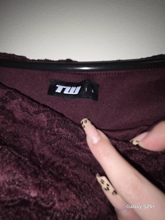Jupes: Rock mit Spitzendetails  – D'occasion à St. Gallen par ruz_t5lk 1
