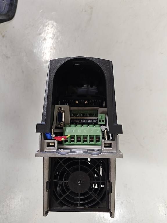 Wechselrichter: Emerson Frequenzumrichter 2.2kW – Gebraucht aus Basel von lucaC 2
