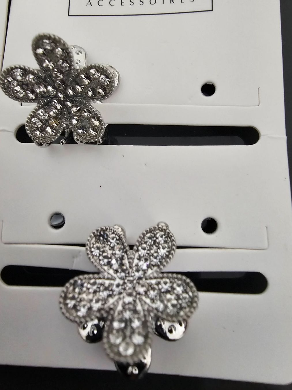 Accessori per capelli: Haarschmuck Blumen mit Strassteinen 2Stk neuware – Nuovo e nell'imballaggio originale da Brunnen venduto da tan_5pl5 2