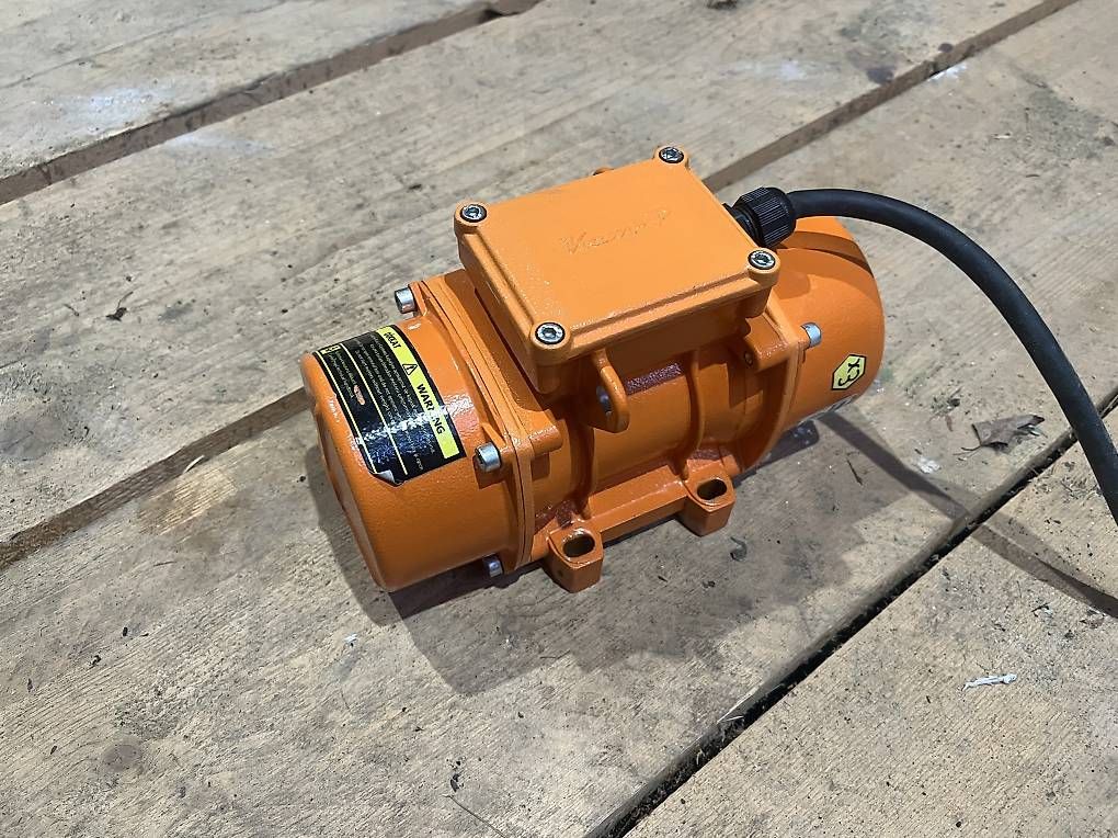 Motori: Vibrationsmotor stark, Kem-P 400V – Usato da Endingen venduto da benjaminsteiner 1