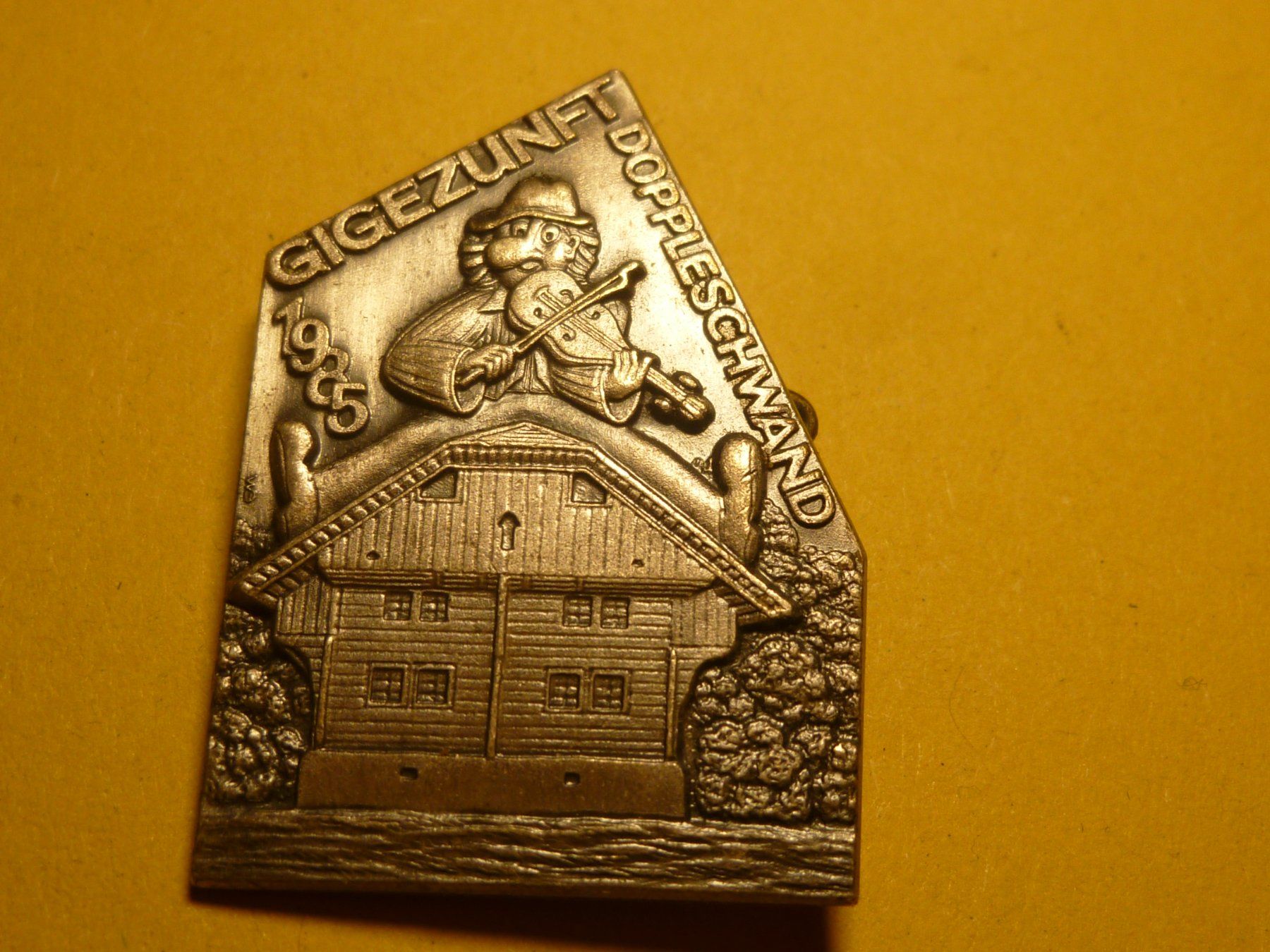 Placchette & Badge: DOPPLESCHWAND 1985 SILBER – Usato da Ried (Muotathal) venduto da Mandarin02
