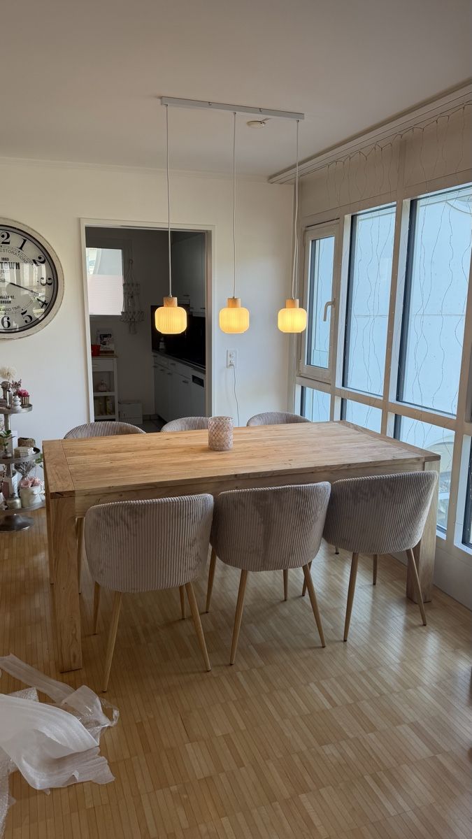 Stühle: Stühle beige – Neu (gemäss Beschreibung) aus Alpnach Dorf von Jasmiin88 1