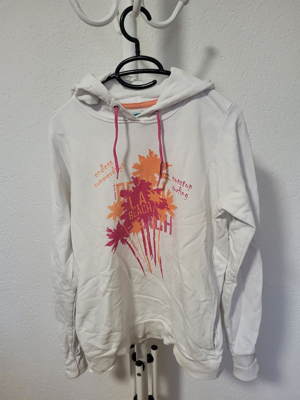 Maglioni & Felpe: Weisser Kapuzenpullover, LA Beach Motiv, Grösse XL – Usato da Horriwil venduto da alusru87