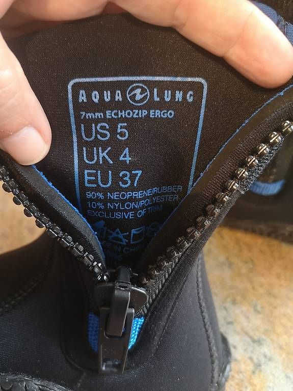 Scarpe da uomo: Tauchschuhe Tauchfüsslinge Surfschuhe  – Usato da Aesch BL venduto da carolerimpau 1