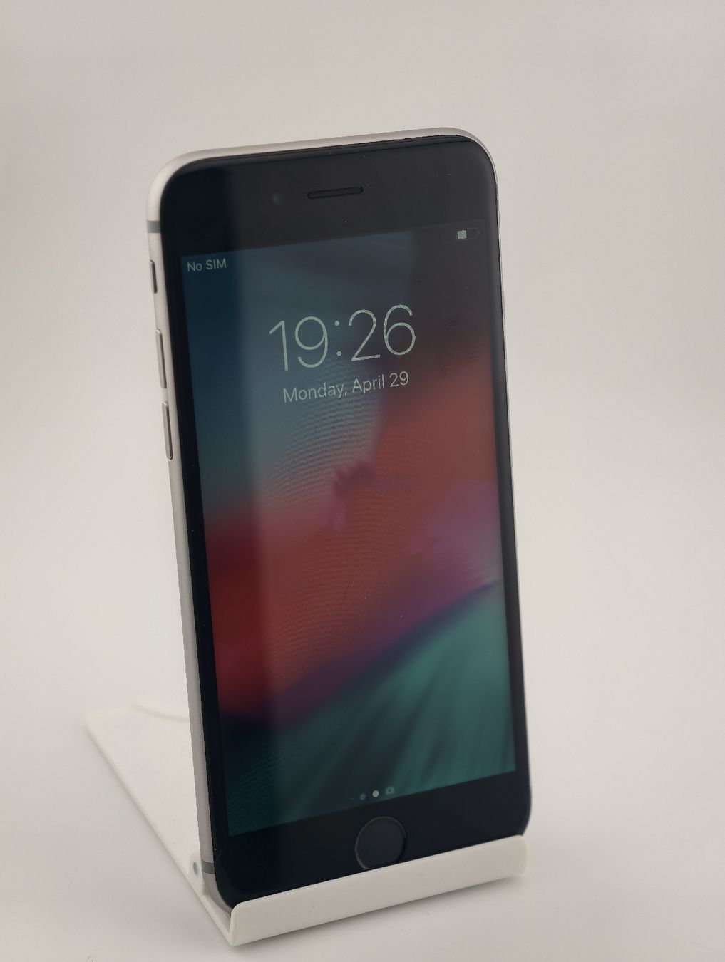 Apple Telefoni cellulari / Smartphones: iPhone 6S silver 64gb – Usato da Uster venduto da TOPPRICEE