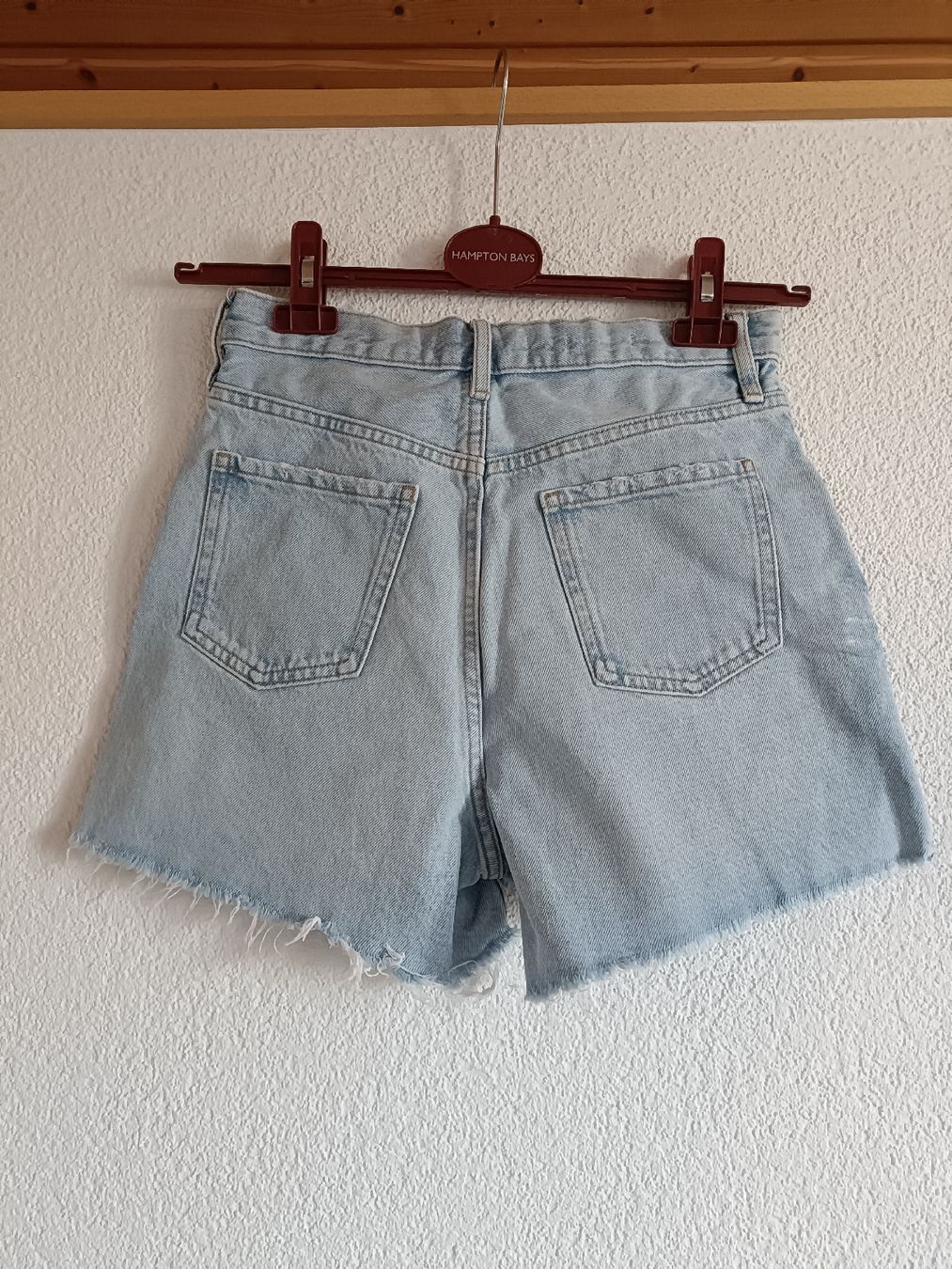 Mango Jeans: Short en jean MNG - Taille 34 – Usato da Vaulruz venduto da O_DDM 2