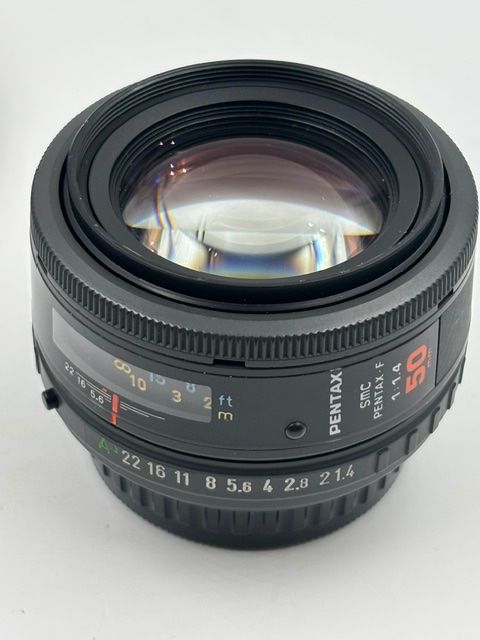 Pentax Obiettivi: SMC Pentax F 50mm 1.4 – Usato da Seewis Dorf venduto da Plebejus