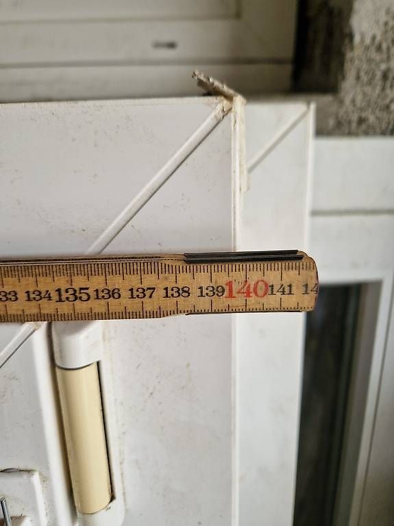 Finestre: Fenster 1.4m x1.4m – Usato da Grosswangen venduto da chreguu 2