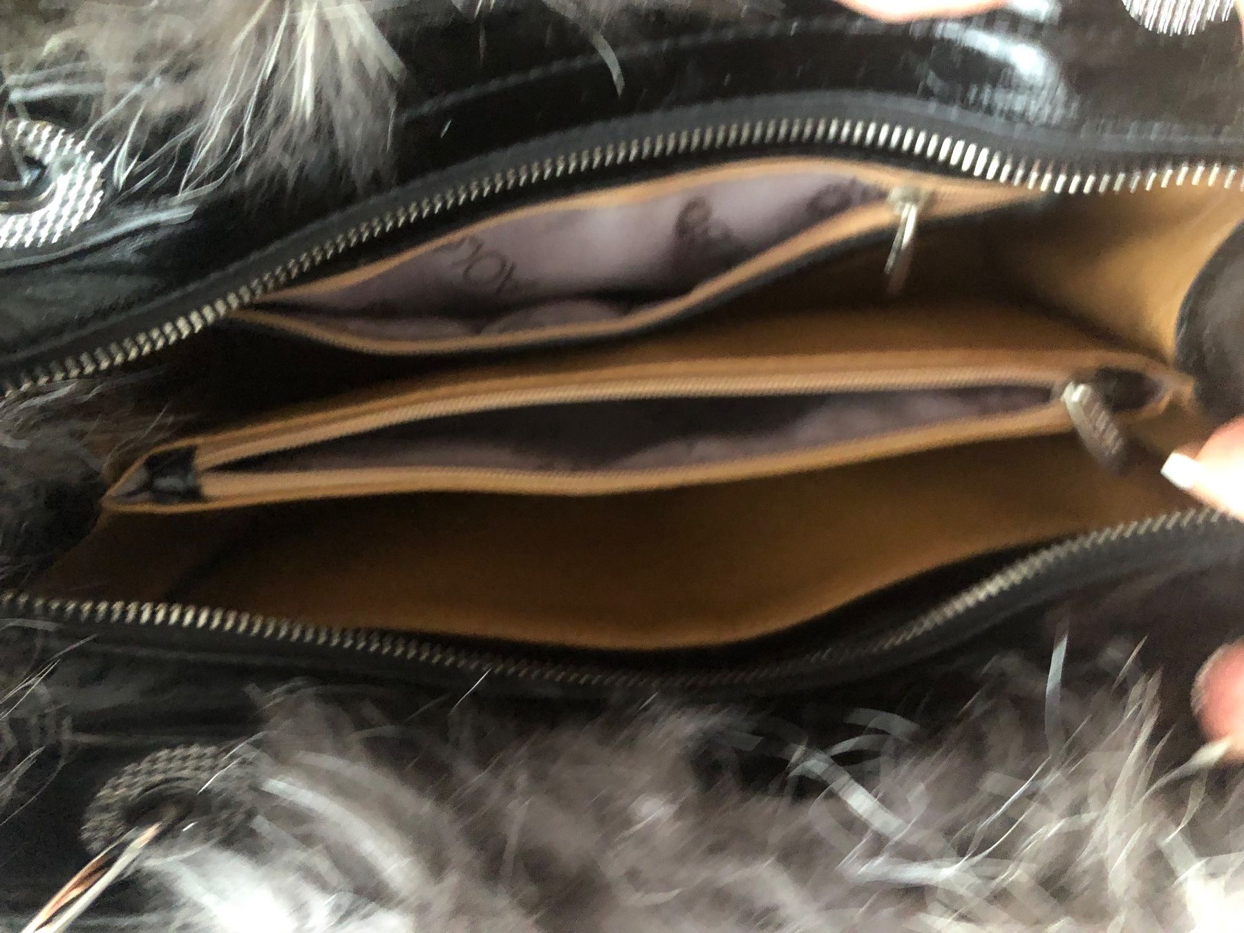 Taschen für Damen: Pelz  Damen Hand Tasche – Neu (gemäss Beschreibung) aus Basel von Ivana_4 4