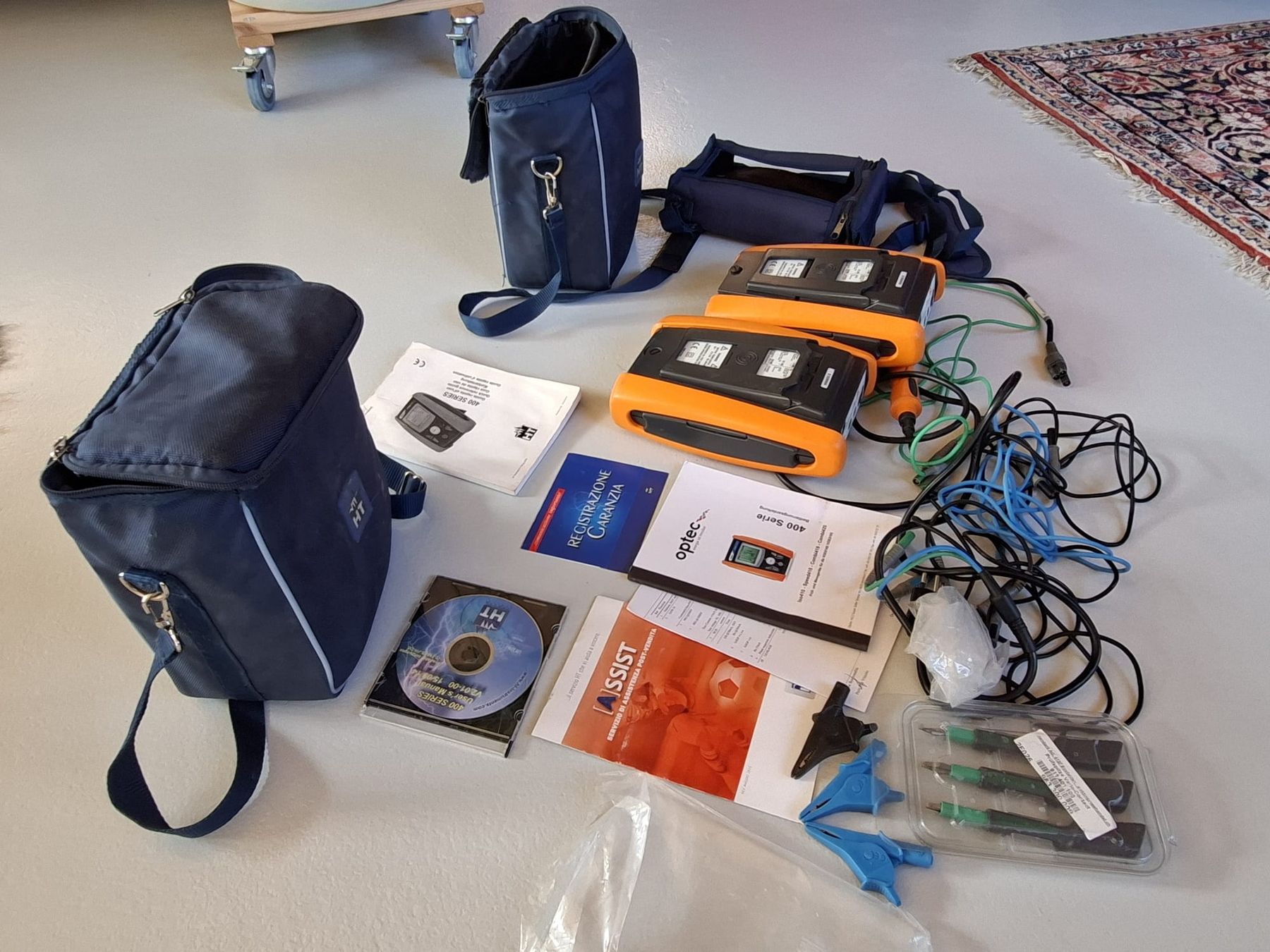 Messen: HT Instruments Combi419 Multimeter 2 Stück inkl. div Zubehör – Gebraucht aus Oberbipp von aut_x9tc 2