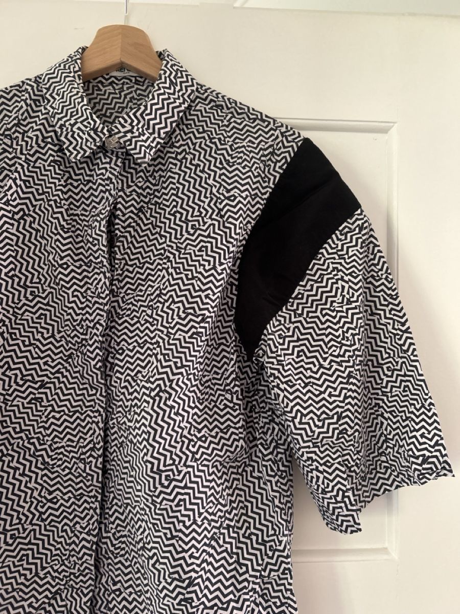 Kenzo Blusen: Kenzo black and white shirt – Gebraucht aus Zürich von Chiara_mc 2