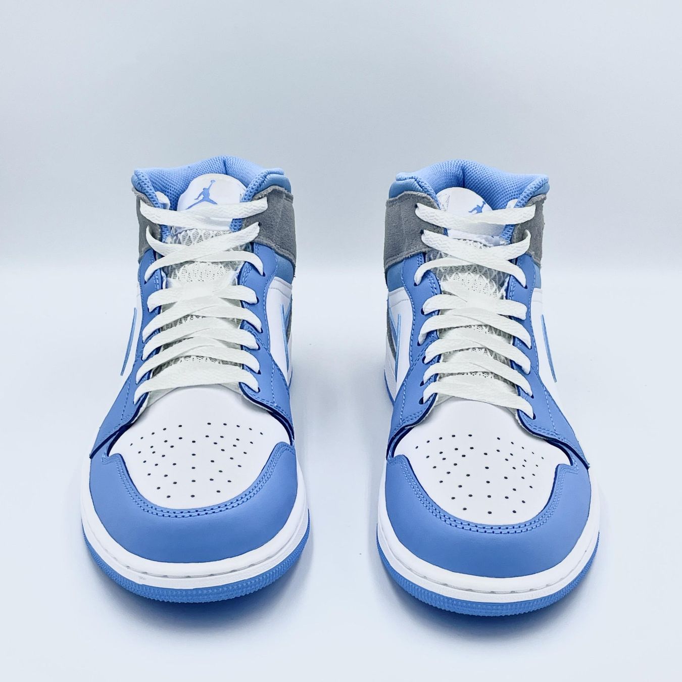 Jordan Herrenschuhe: Jordan 1 Mid University Blue Grey EU 42 – Neu und originalverpackt aus Erlinsbach von sasneakers 3