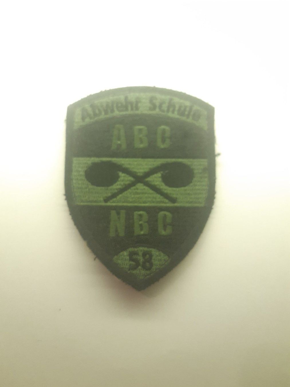 Schweizer Armee Placchette & Badge: BADGE ECUSSON MILITAIRE SUISSE ABWEHT SCHULE 58 – Nuovo (secondo la descrizione) da Domdidier venduto da baumeyer-seb