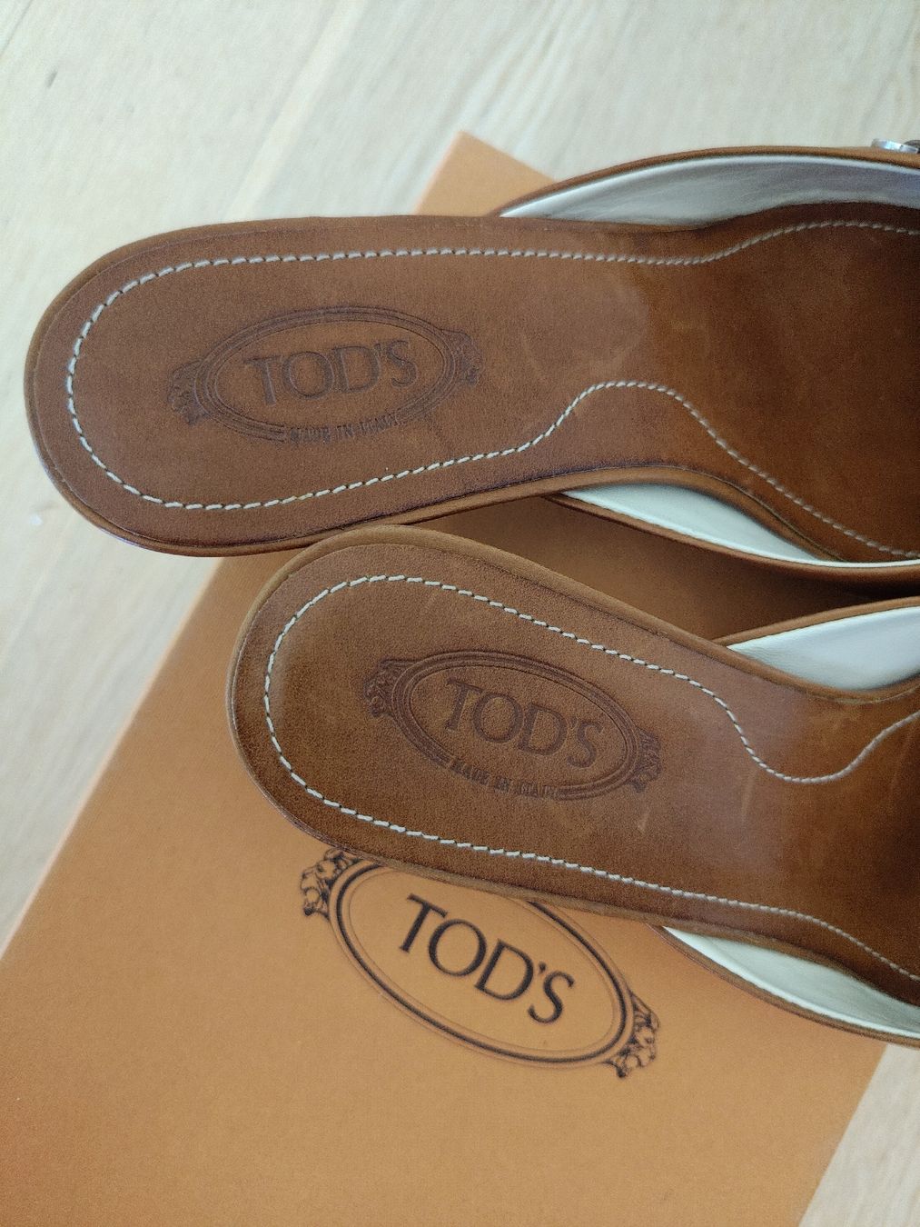 Tod'S Scarpe da donna: TOD'S Daisy Eyelet Sabot Cognac Size 36 – Usato da Buchrain venduto da QueenyHE51 5