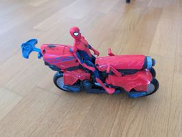 Spiderman Spielfigur mit Motorrad gebrauchter Zustand