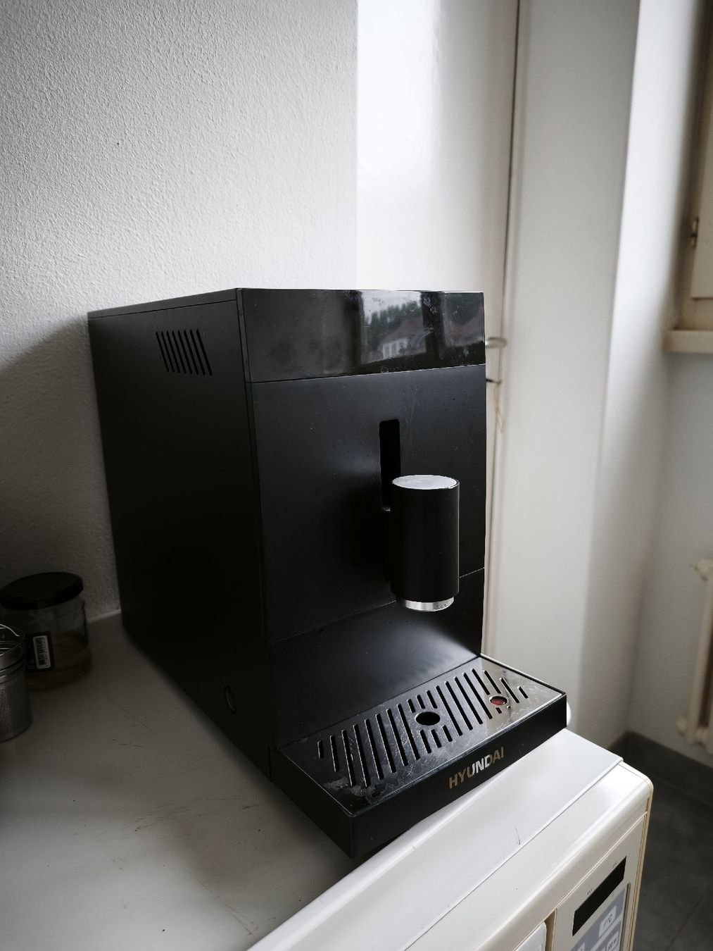 Macchine per caffè & Macchine per espresso: machine à café automatique Hyundai – Usato da St-Imier venduto da str_jp9w
