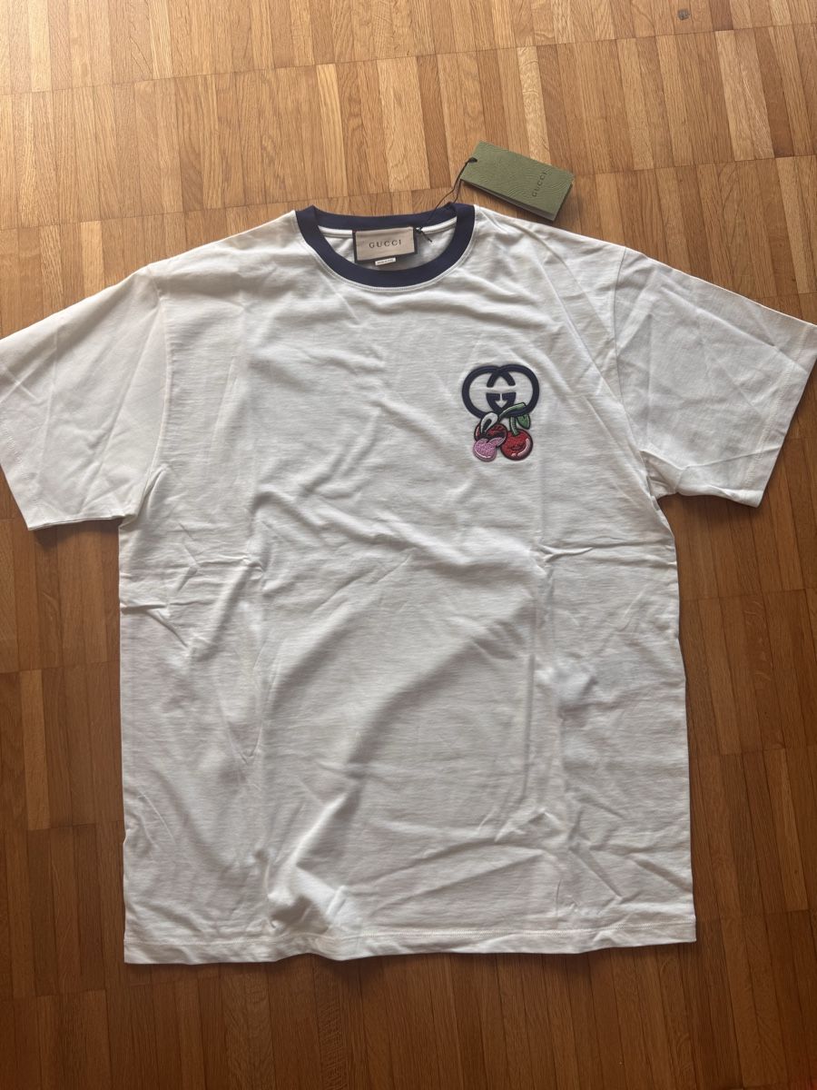 Gucci T-shirt: Gucci T shirt Gr.L – Nuovo e nell'imballaggio originale da Pfäffikon SZ venduto da EMMA0111