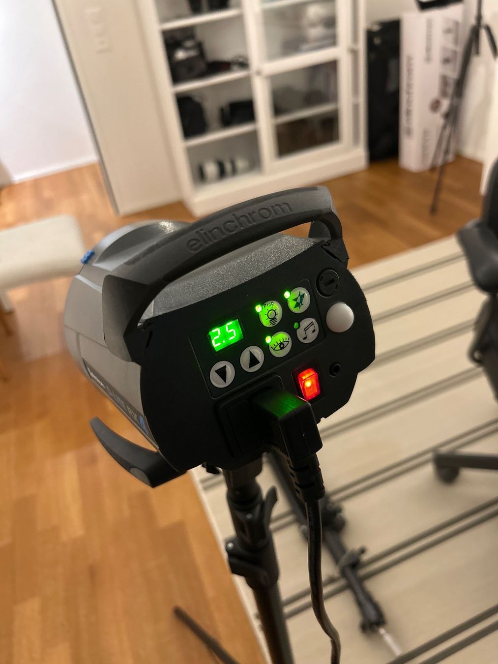 Elinchrom Flash: Elinchrom D-Lite RX 4/4 400W Set + Skyport Plus – Usato da Einsiedeln venduto da henrik.karlsson 2