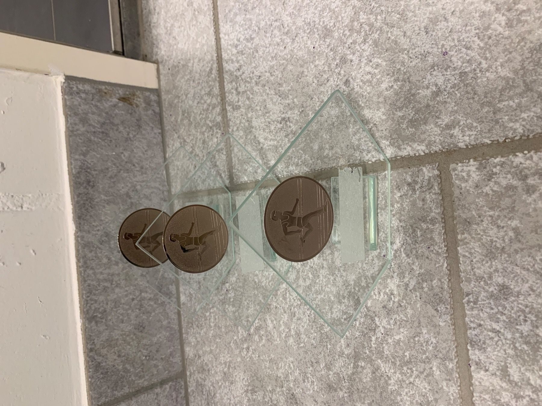 Altre raccolte & rarità: Trophäe Pokal 4 Stück  neu – Nuovo e nell'imballaggio originale da Oberweningen venduto da Jogi2 1
