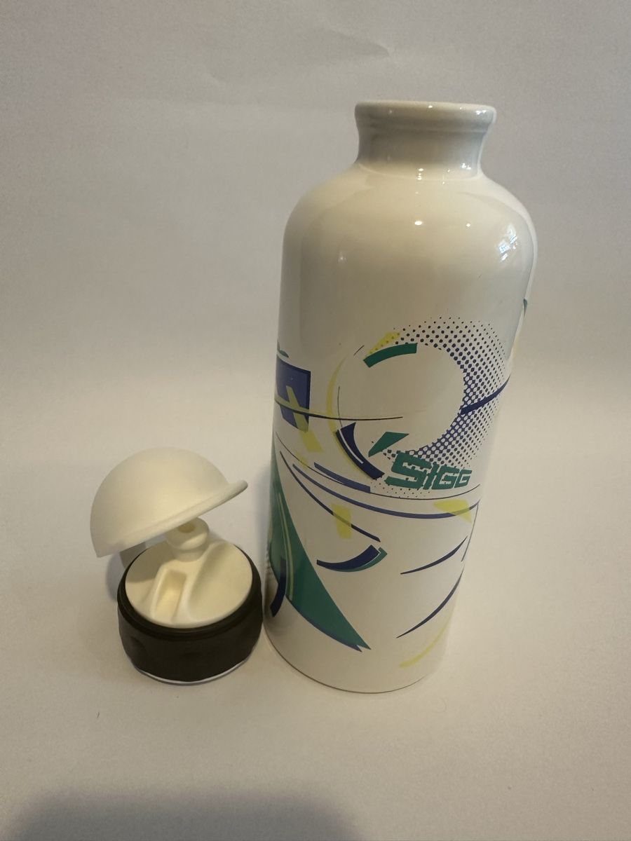 Sigg Gourdes & Thermos: Retro Original Sigg Trinkflasche, Retro weiss mit Muster – D'occasion à Uster par sus_s85n 2